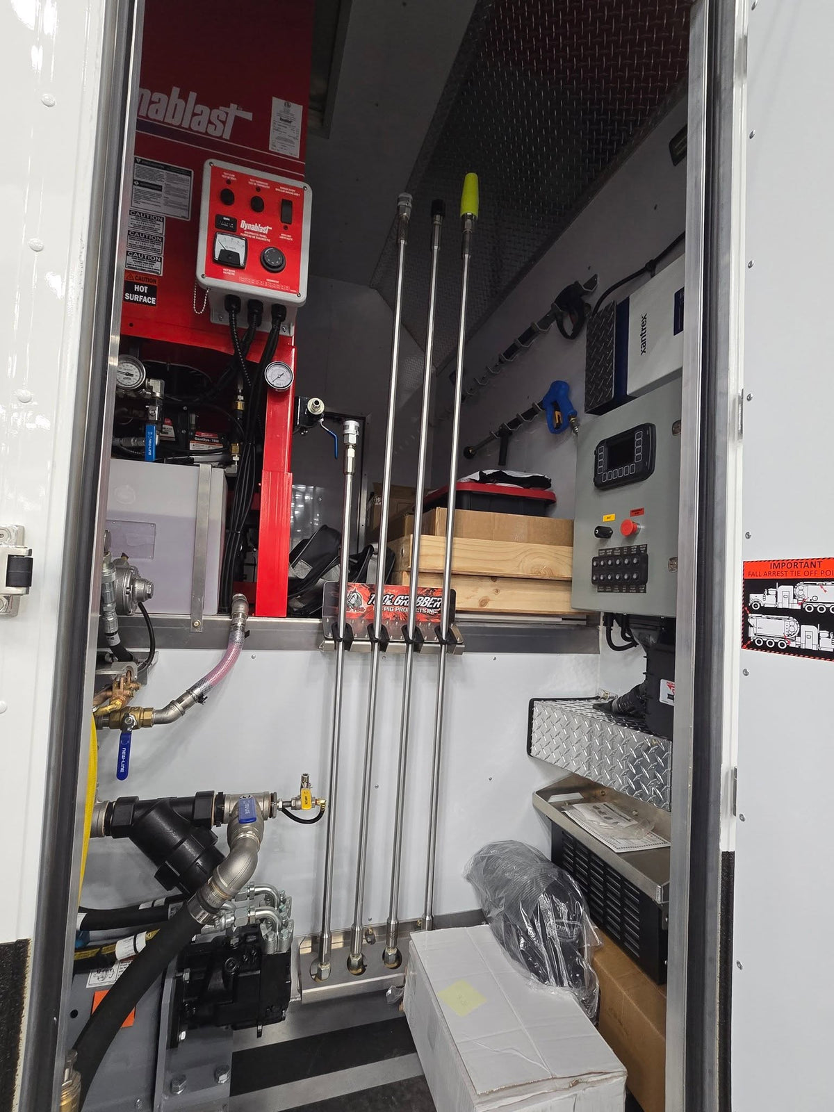 Dig Pig Tool Grabber Lance & Wand Storage Rack